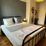 7pockethouse