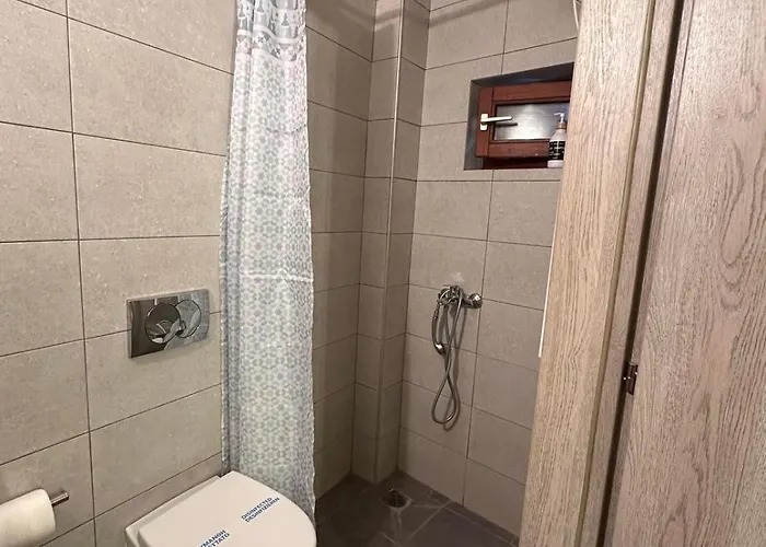 Πανσιόν 7pockethouse 4*